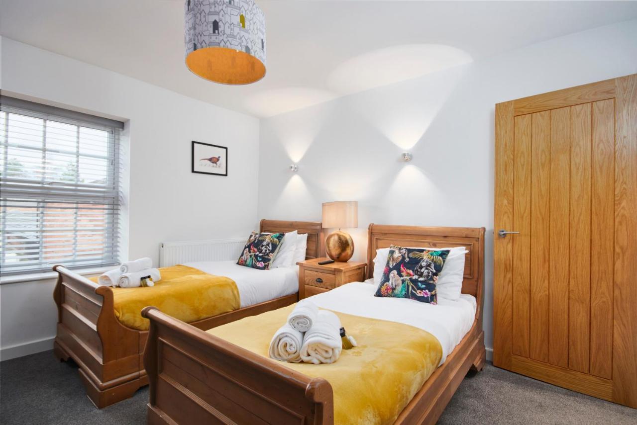 The Nutcracker Suite - Self Check-In, Self-Catering Apartment For East Midlands Airport Kegworth Exterior photo
